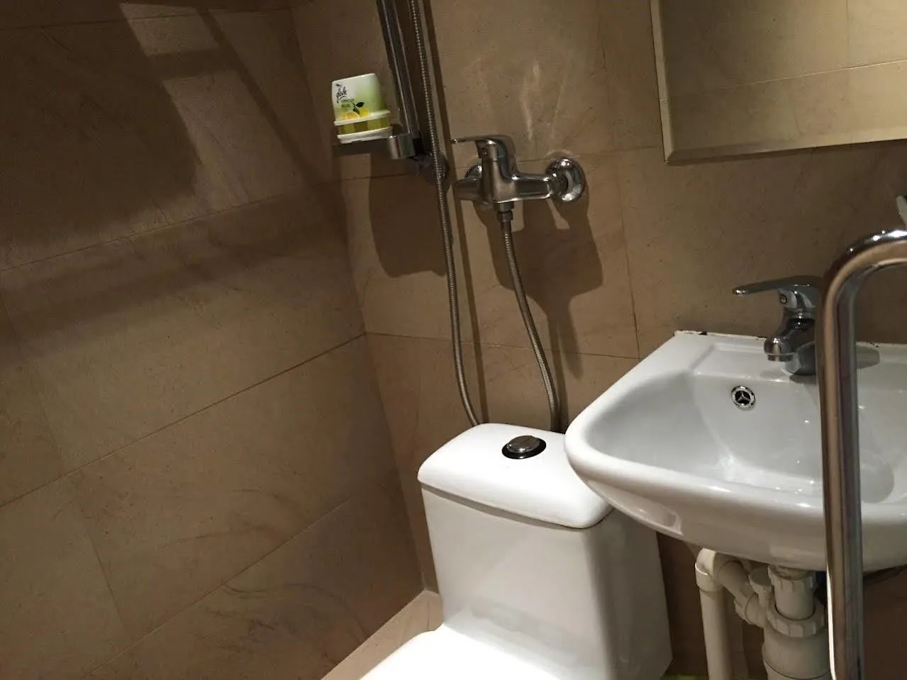 Move Inn Hong Kong Guest house